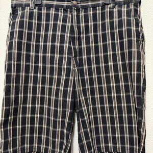 Dickies black and tan plaid bermuda shorts, men's size 40